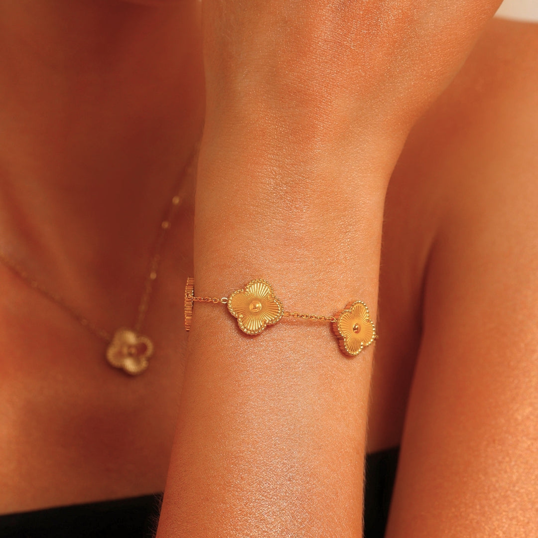 Lucky Clover Bracelet Gold